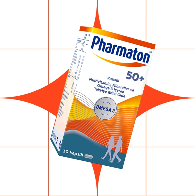 Multivitamin, mineral ve Omega 3 içeren Pharmaton 50+ kapsül kutusu, mavi, turuncu ve beyaz geçişli tasarımla, kırmızı yıldız patlaması arka planının önünde.